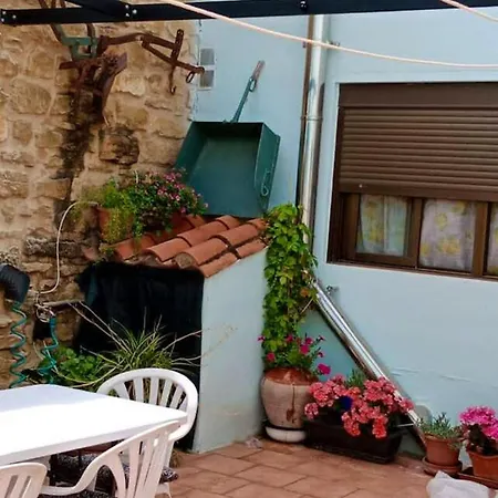 Charming House In 度假居