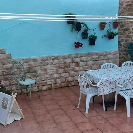 Casa de Férias Charming House In *