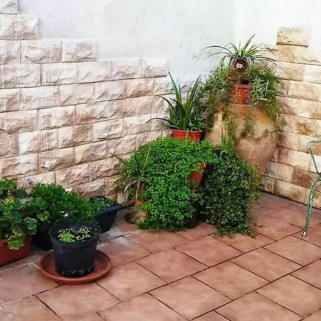 Charming House In Orés