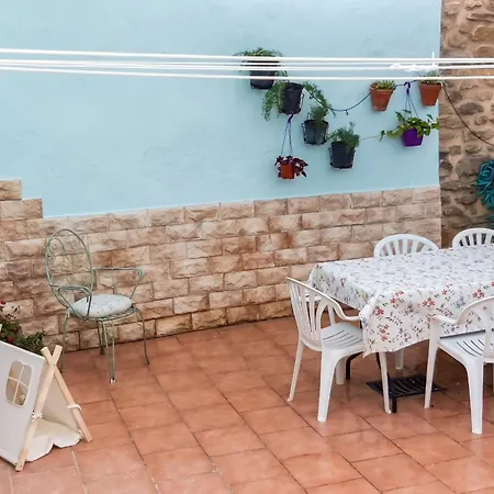 Charming House In * Orés